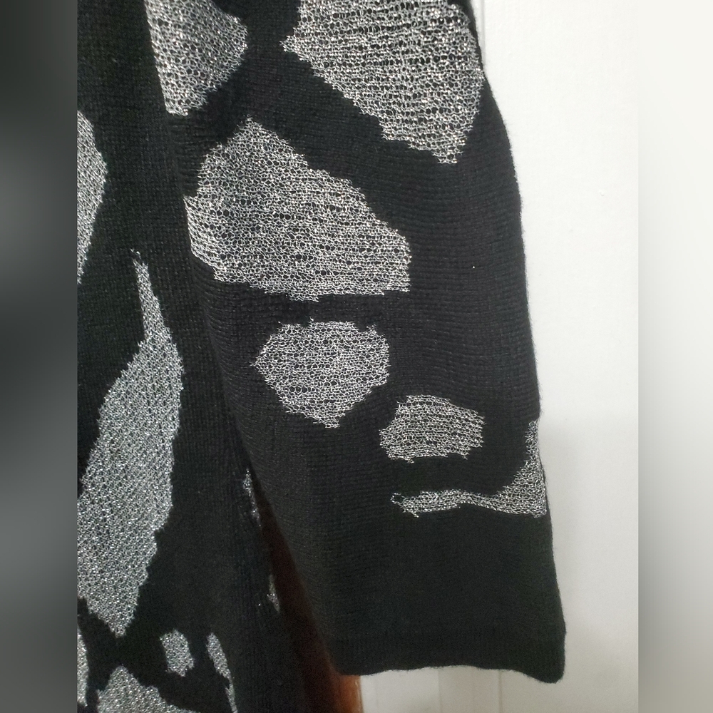 Black and Glitter Silver Sweater Dress - Picture 9 of 12